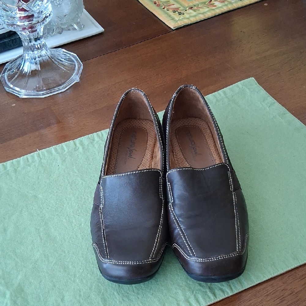 Natural Soul Brown Leather Slip-On Loafers